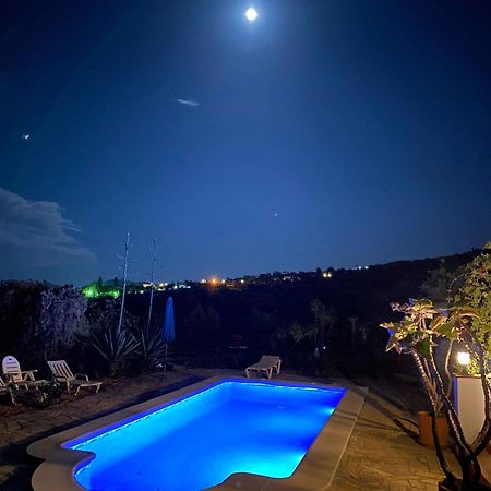 Vila La Rustica En Vinuela, Piscina Privada Exteriér fotografie