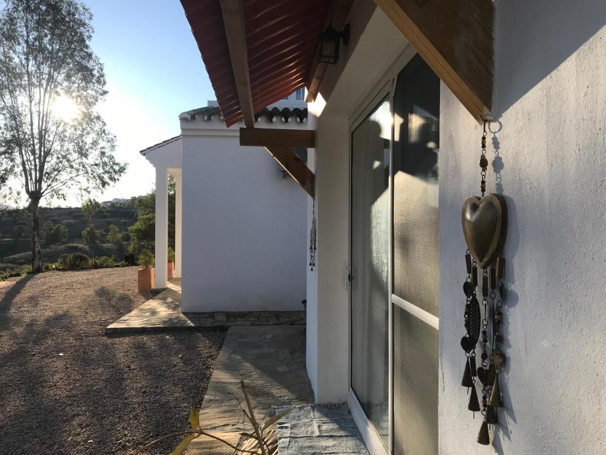 Vila La Rustica En Vinuela, Piscina Privada Exteriér fotografie