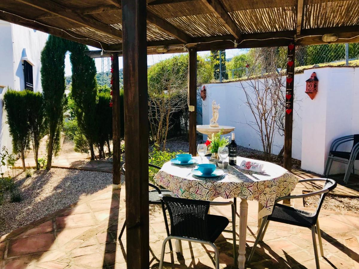 Vila La Rustica En Vinuela, Piscina Privada Exteriér fotografie