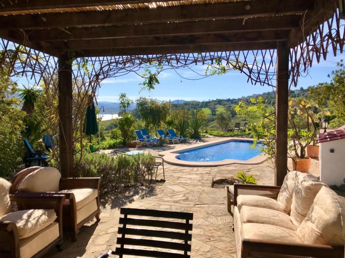 Vila La Rustica En Vinuela, Piscina Privada Exteriér fotografie
