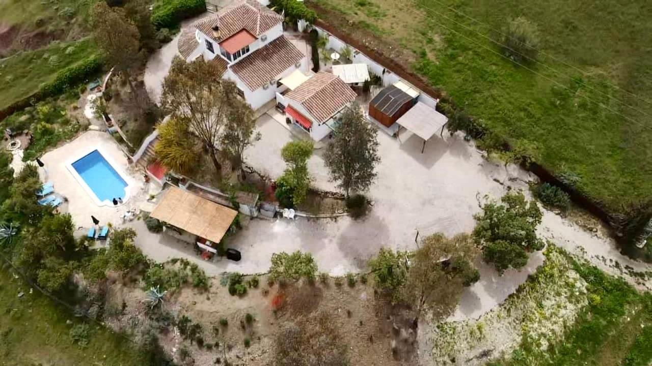 Vila La Rustica En Vinuela, Piscina Privada Exteriér fotografie